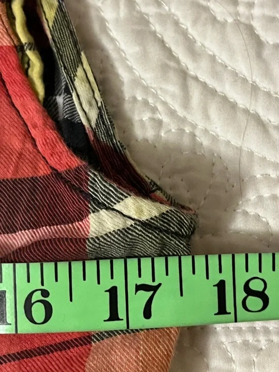 Harley Davidson Plaid Sleeveless Snap-Front Top with Patches, size small - Picture 10 of 12